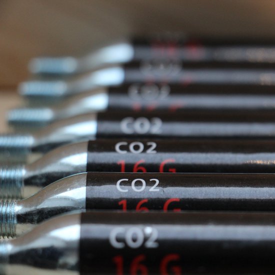 3x Trivio CO2 patroon 16 gr met draad van Trivio