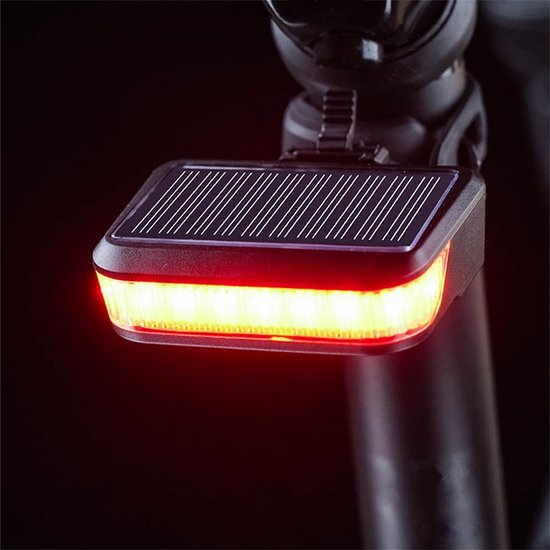 Achterlicht op zonne-energie met 7 verlichtingsmodi voor fiets