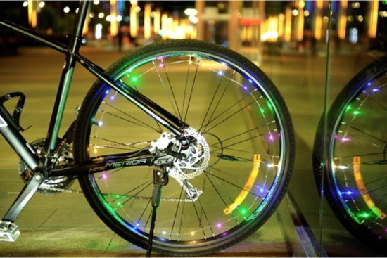 Benson Wiel verlichting - lichtslang - 22 led lampes - 2 meter - fietslampjes - wieldecoratie - fietslichtjes - wiellampjes