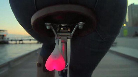 Bike Balls Achterlicht fietsverlichting - Led Lamp - Met knipperstand - Inclusief batterijen | REBL
