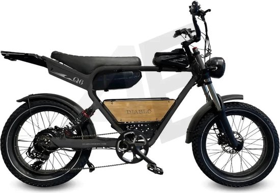 Diablo Q6 Fatbike 7RD Shimano Versnellingen en Hydraulische remmen inclusief alle accessoires - Mat zwart van Merkloos