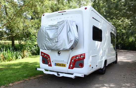 Fietshoes - E bike hoes 3 tot 4 fietsen Camper - Fietshoes 3 tot 4 fietsen Caravan - Fietshoes Fietsendrager 3 tot 4 fietsen - Outdoor fietshoes 3 tot 4 fietsen - L 207 cm x B 73 cm x H 128 van FIETSHOES