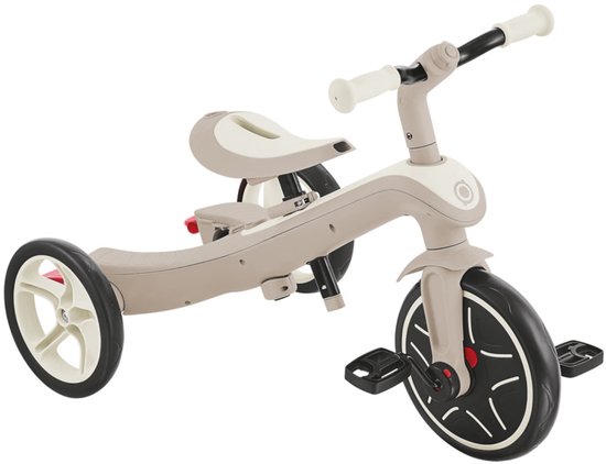Globber driewieler Explorer Trike 4in1 Eco coconut vanaf 10 maanden - Van driewieler naar tweewieler - Groeit mee tot 5 jaar - Inschakelbaar vrijloopsysteem - Creme Driewieler - Afneembare en verstelbare duwstang van Globber