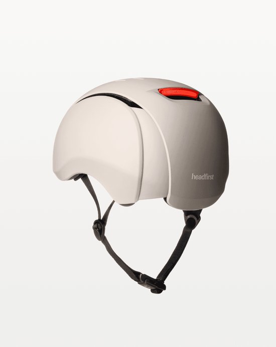 headfirst Echo Pro fietshelm met LED remlicht - Beige - M/L (55-61 cm) - SafeFit aanpasbare fietshelm voor e-bike, stadsfiets, step & skate - magnetische sluiting