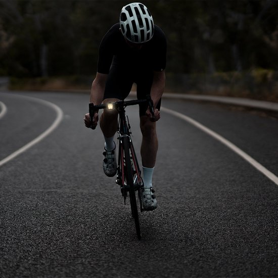 Knog Voorlicht Blinder Skull 200 Lumen Oplaadbaar Led Zwart