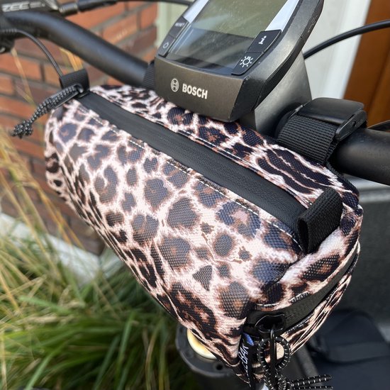 Luipaard leopard stuurtas voor fiets van Basil