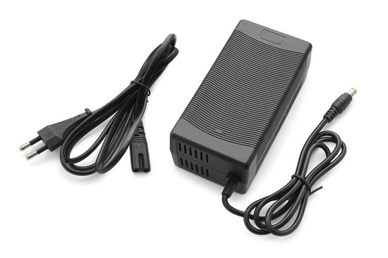 Ouxi V8, C80, V9, H9, V20 Mini Snellader – 54.6V 3A lader voor 48V Li-ion Accu's van Merkloos