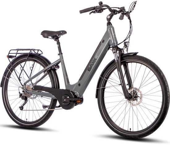 SAXXX Deluxe Sport Elektrische Fiets 28 inch - 250W Middenmotor - 36V 418Wh Geïntegreerde Lithium Accu - Shimano Alivio 9 Versnellingen - Hydraulische Schijfremmen - SR Suntour Verende Voorvork - CST Anti-lek Banden - mat grijs-zilver