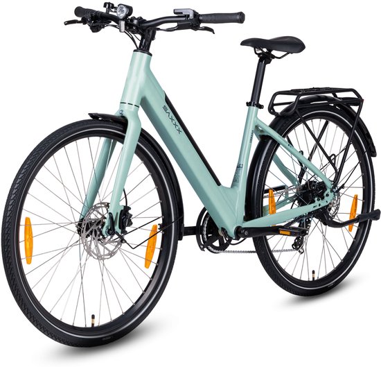 SAXXX Urbana elektrische stadsfiets – 28 inch –250W achterwielmotor–417Wh uitneembare lithiumaccu –tot 90 km actieradius –95% voorgemonteerd –Shimano 7 versnellingen –TEKTRO hydraulische schijfremmen– lage instap aluminium frame– glanzend licht cyaan