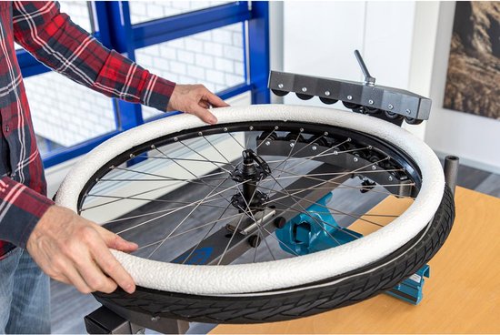 Schwalbe Binnenband 28 40-622(28x1.50)Airless Solid van Merkloos