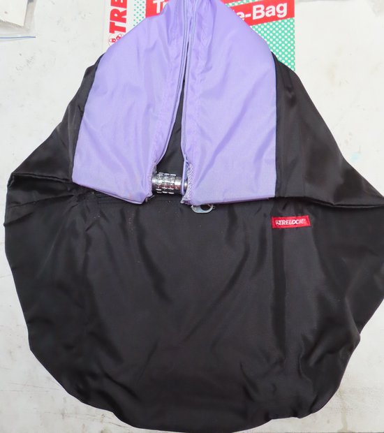 Trelock - Helm safe bag - Moto / bromfiets / E-Bike - Met cijferslot - Waterdicht - Zwart / van Trelock