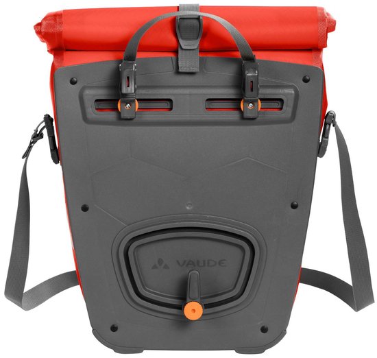 VAUDE - Aqua Back - Lava - Fietstas Achter - Greenshape van Vaud